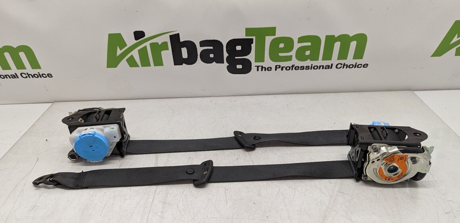 Aston-Martin-DBX-2020-On-Airbag-Kit-Driver-Passenger-Dashboard-Seatbelt-Repair-256025111647-11