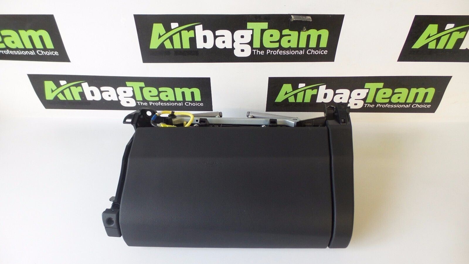 Lexus-GS500-2015-2020-NSF-Nearside-Passenger-Knee-Front-Airbag-266051133107