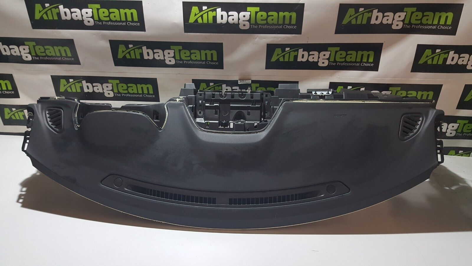 Nissan-Juke-2019-Onwards-Dashboard-265745324267-2