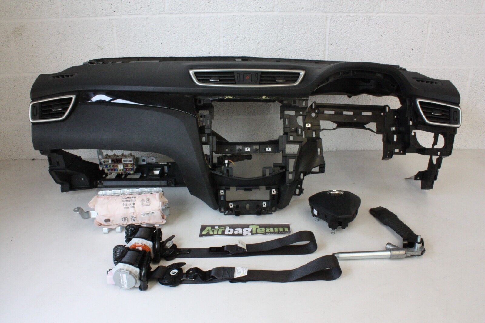 Nissan-Qashqai-2014-2017-Airbag-Kit-Dashboard-Driver-Passenger-Seatbelt-ECU-255714815147