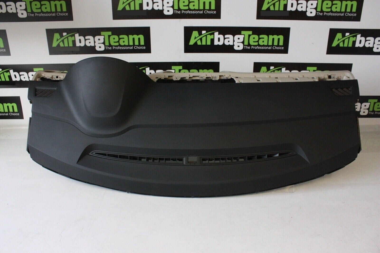 Skoda-Rapid-2012-2019-Dashboard-255941935047