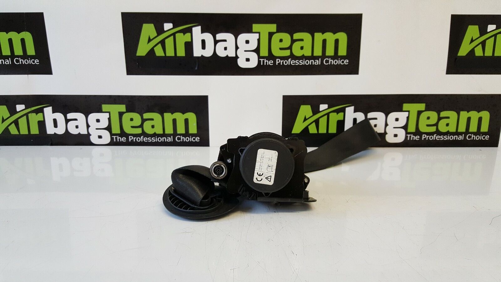 Volkswagen-Beetle-2011-2016-OSF-Offside-Driver-Front-Seatbelt-265054369337-2