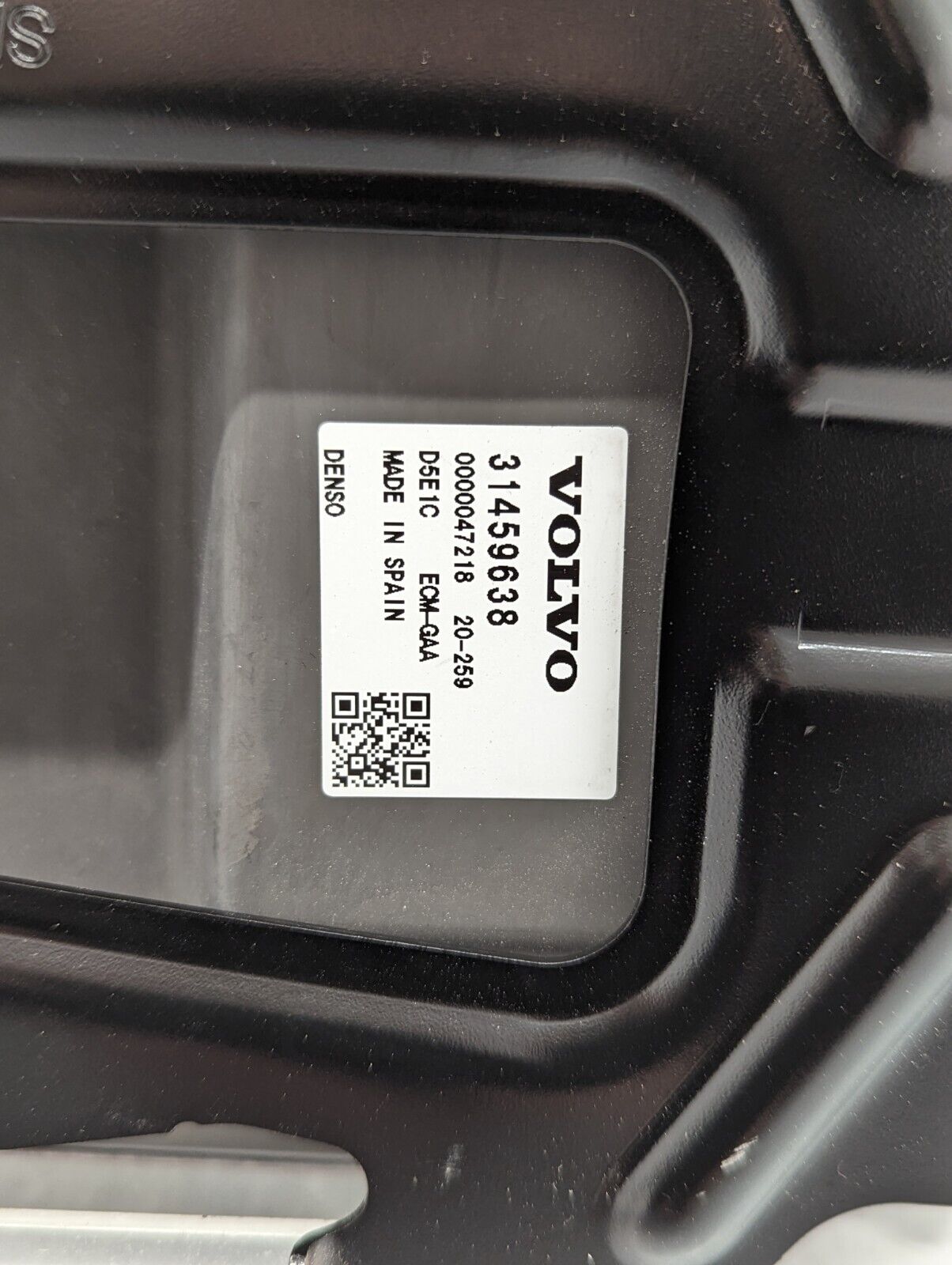 Volvo-XC40-2018-Onwards-ECU-Engine-Control-Unit-31459638-256077606037-3