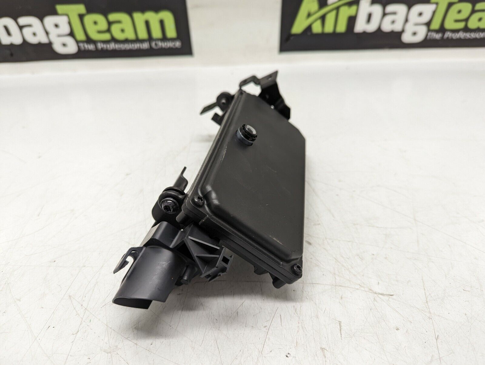 Volvo-XC40-2018-Onwards-Front-Camera-Controller-Module-32327234-255437339067-2