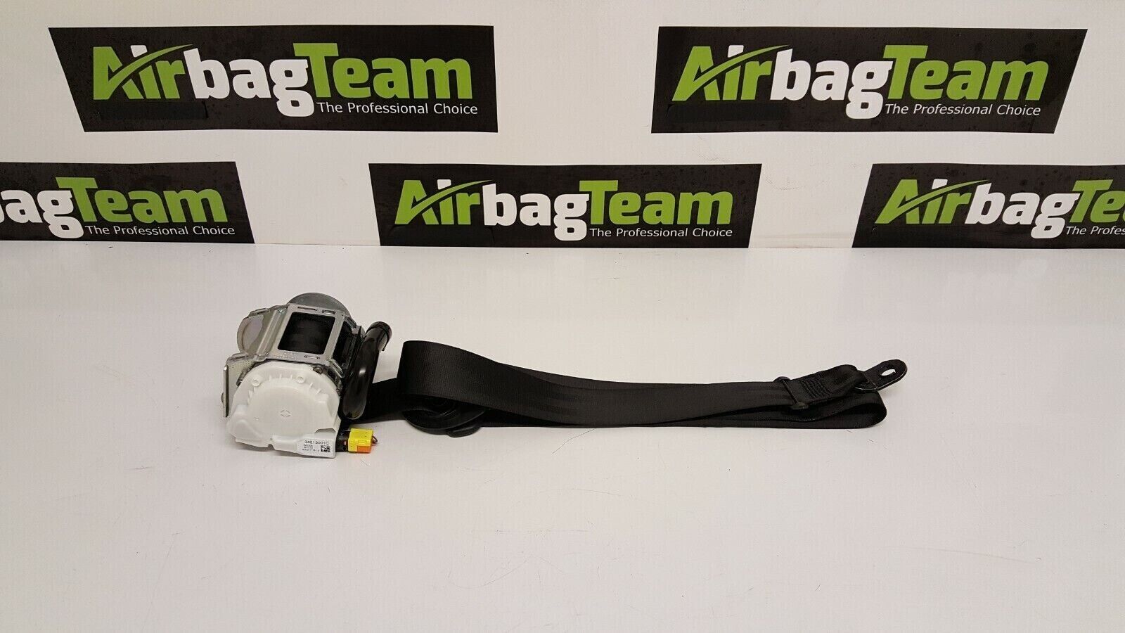 Audi-Q2-2017-Onwards-OSR-Offside-Driver-Rear-Seatbelt-266622204838