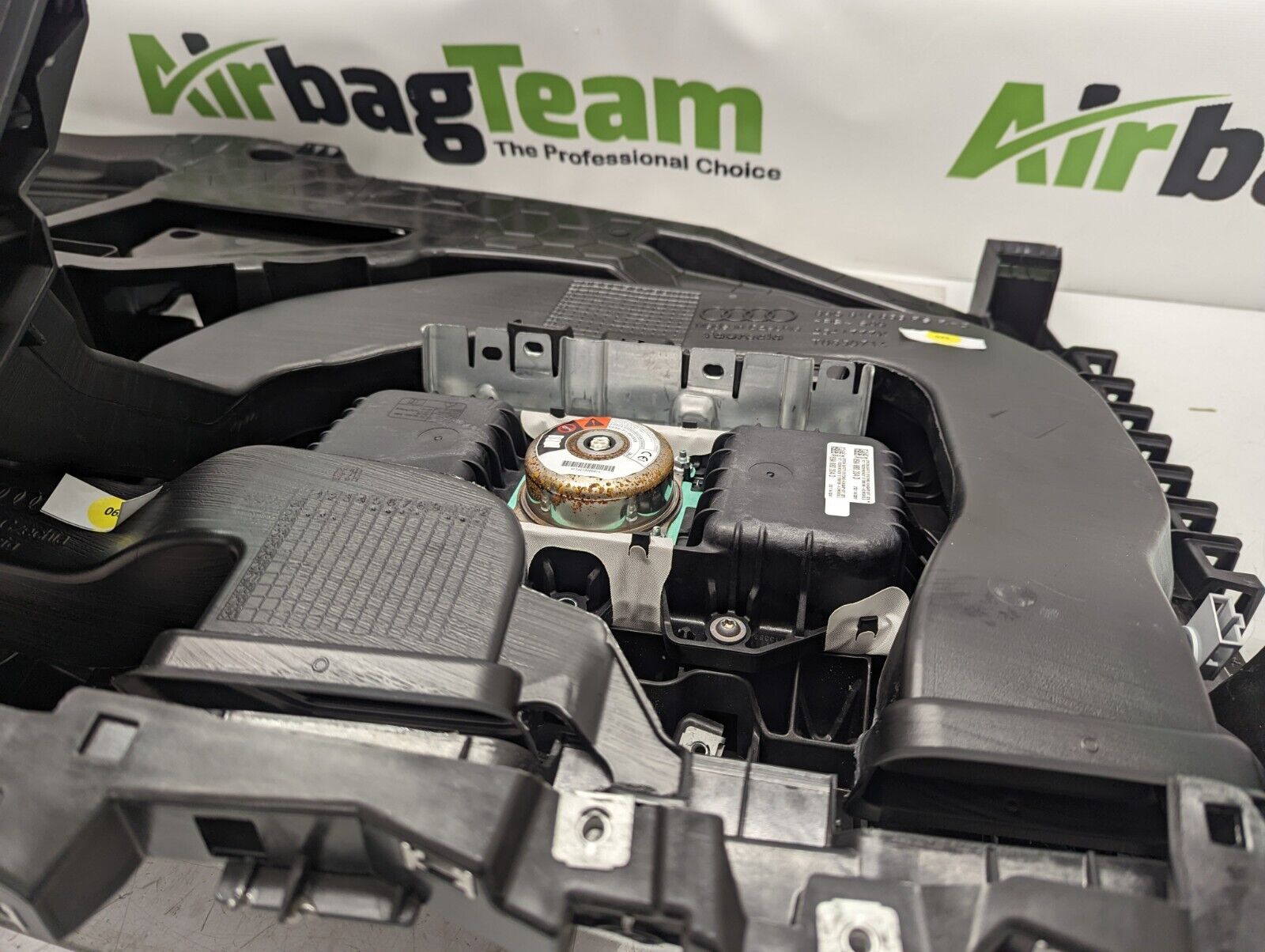 Audi-Q4-E-Tron-2021-Onwards-NSF-Nearside-Passenger-Front-Airbag-266026496138