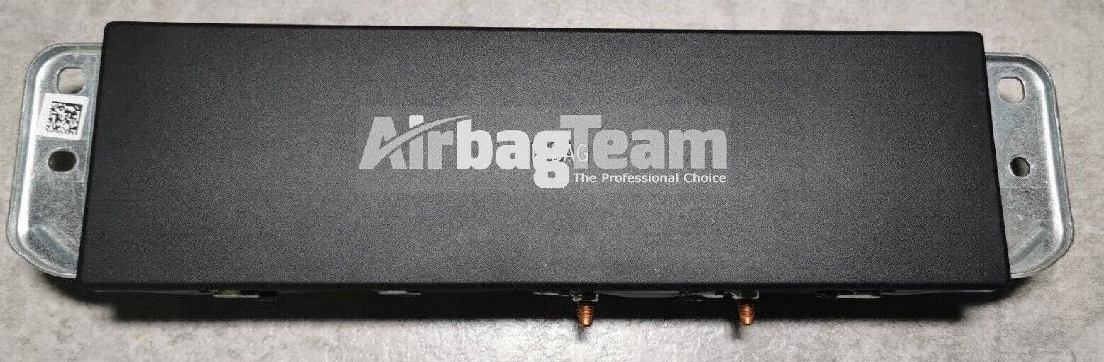 BMW-X1-F48-Knee-Airbag-255864945918