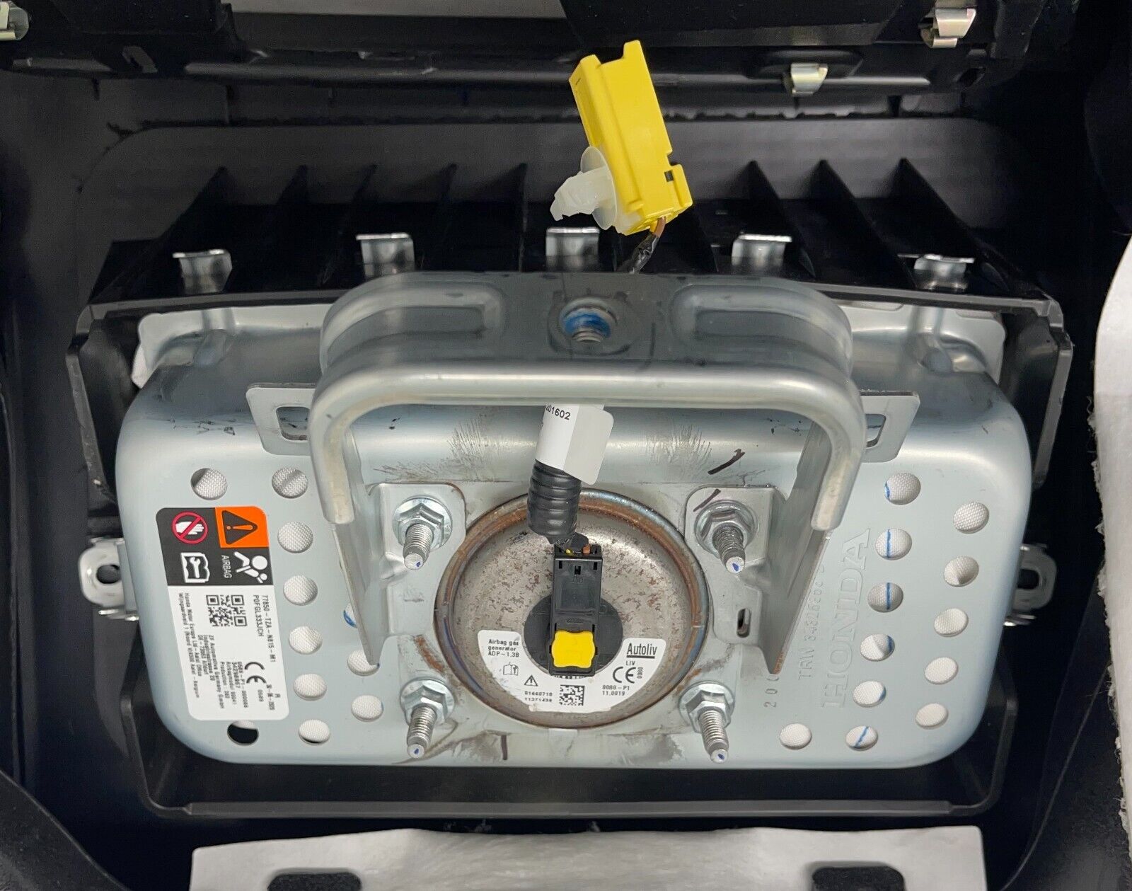 Honda-Jazz-2020-Onwards-NSF-Nearside-Passenger-Front-Airbag-255876810988