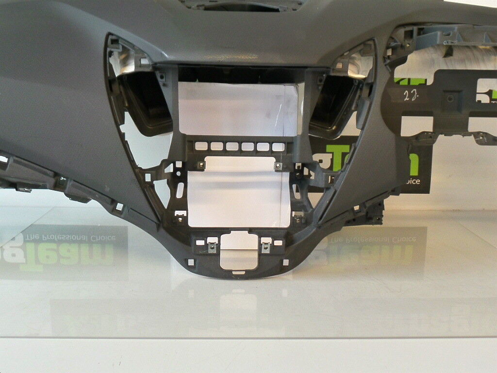 Hyundai-Veloster-2012-2014-Dashboard-Black-254342360818-7