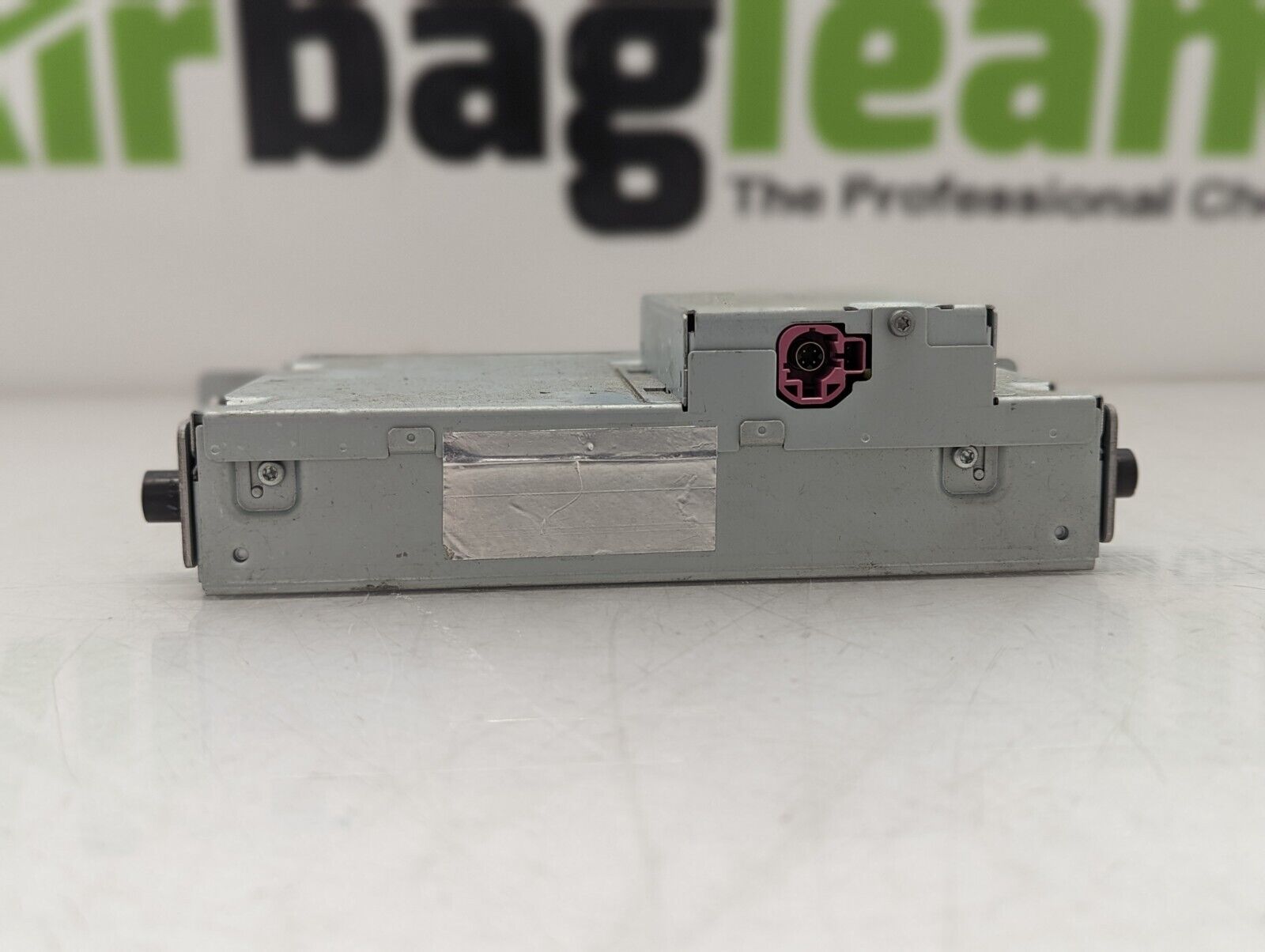 Jaguar-XE-2017-Onwards-CD-Player-Stereo-Head-Unit-FW9311B608CA-256080077068-3