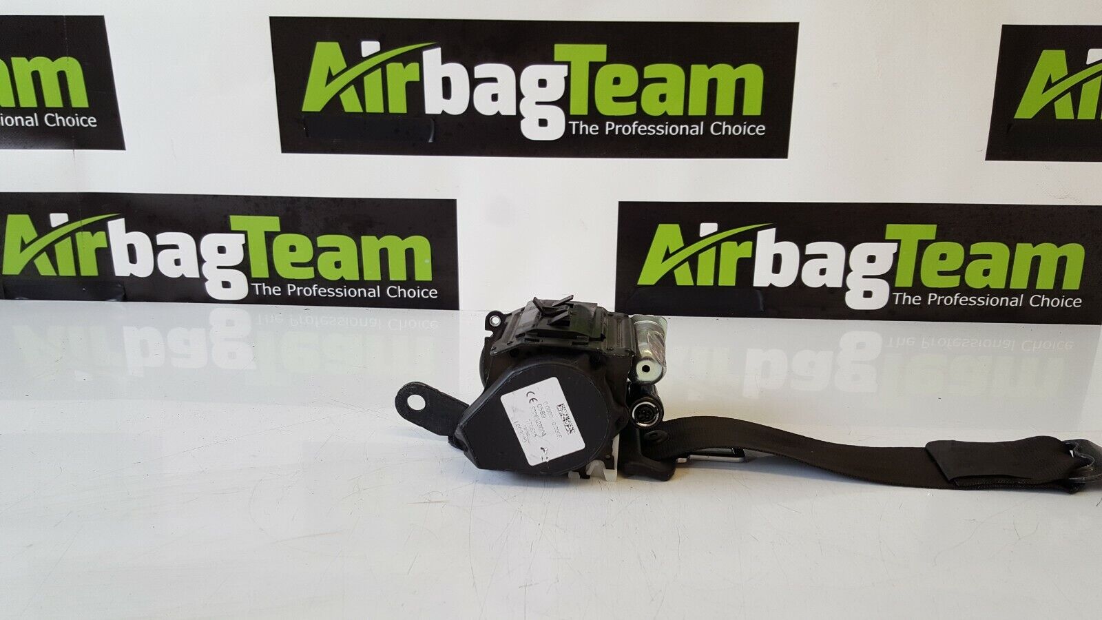 Jaguar-XF-2015-Onwards-OSR-Offside-Driver-Rear-Seatbelt-255758949138-2