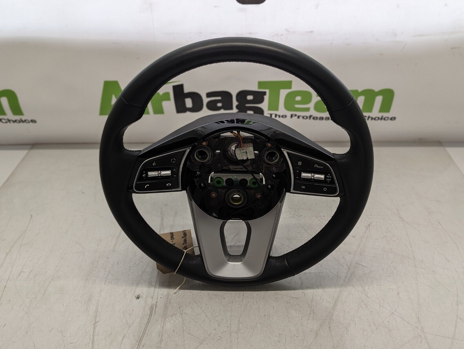 Kia Ceed 2018 Onwards Leather Multifunction Steering Wheel