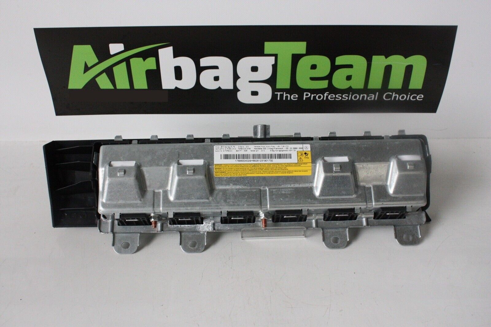 Mercedes-GLA-2015-2019-Knee-Airbag-255901526139