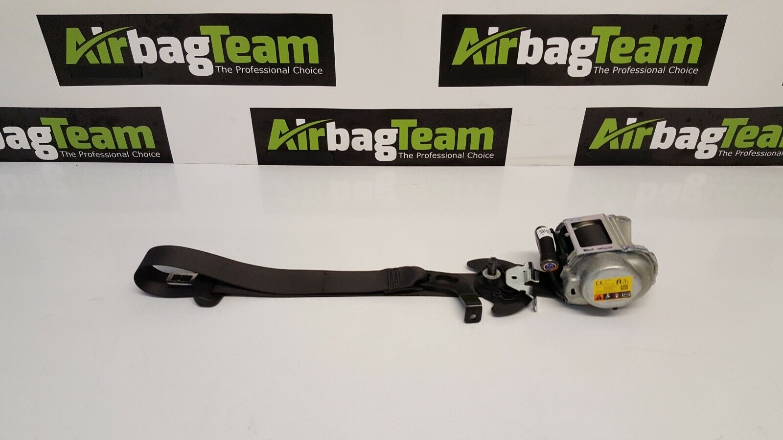 Vauxhall-Astra-K-2016-2021-OSF-Offside-Driver-Front-Seatbelt-256085776519