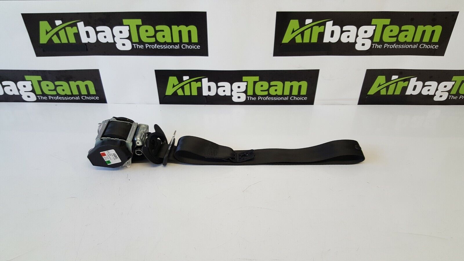 Volkswagen-Passat-2015-2017-OSF-Offside-Driver-Front-Seatbelt-265940735249