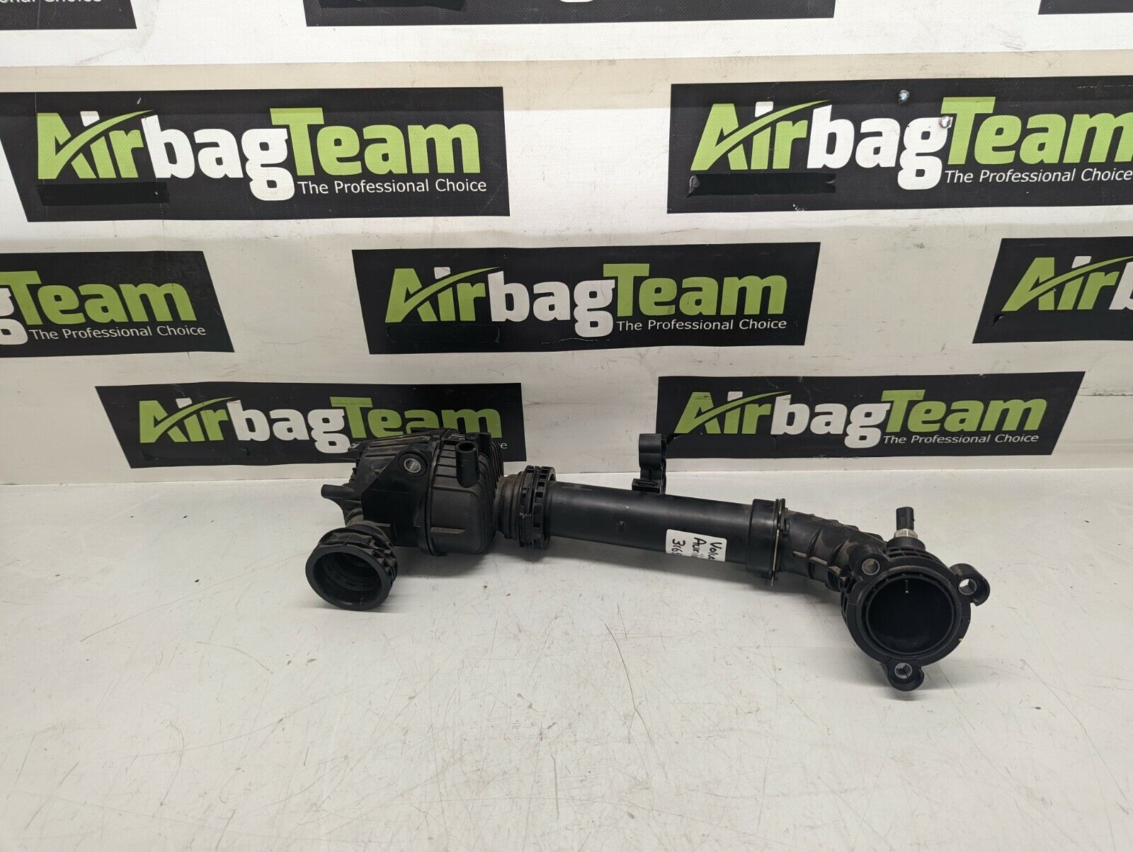 Volvo-XC40-XC60-XC90-2018-On-20L-Auxiliary-Tank-Pipe-31657534-255378040829